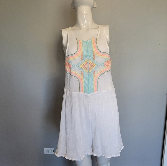 Vitamin A Racquel Romper, VGUC, Size M - Picture 2 of 9